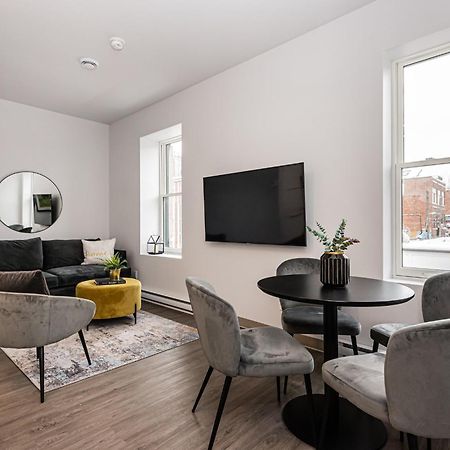 Stylish & Fun 1 Bedroom Apartment In Le Plateau By Den Stays Montreal Room photo