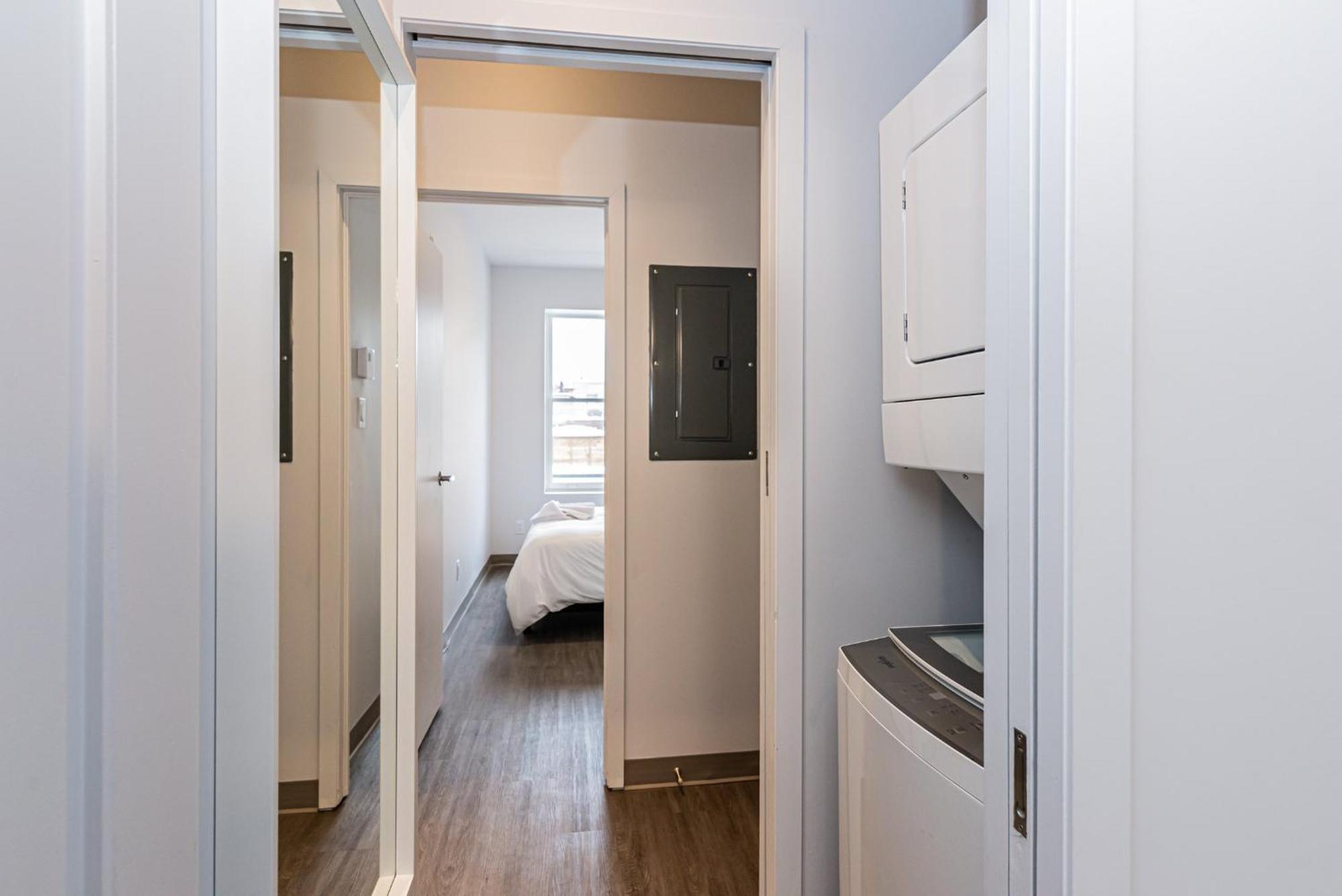 Stylish & Fun 1 Bedroom Apartment In Le Plateau By Den Stays Montreal Room photo